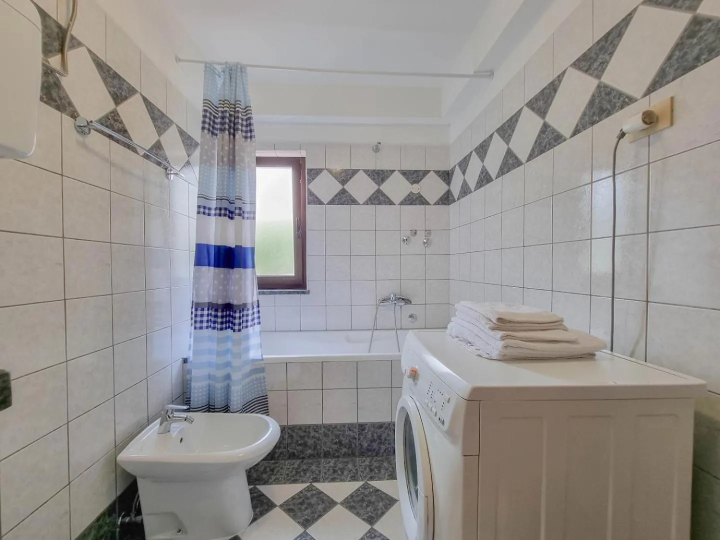 Milena Two Apartment Novigrad  Croatia
