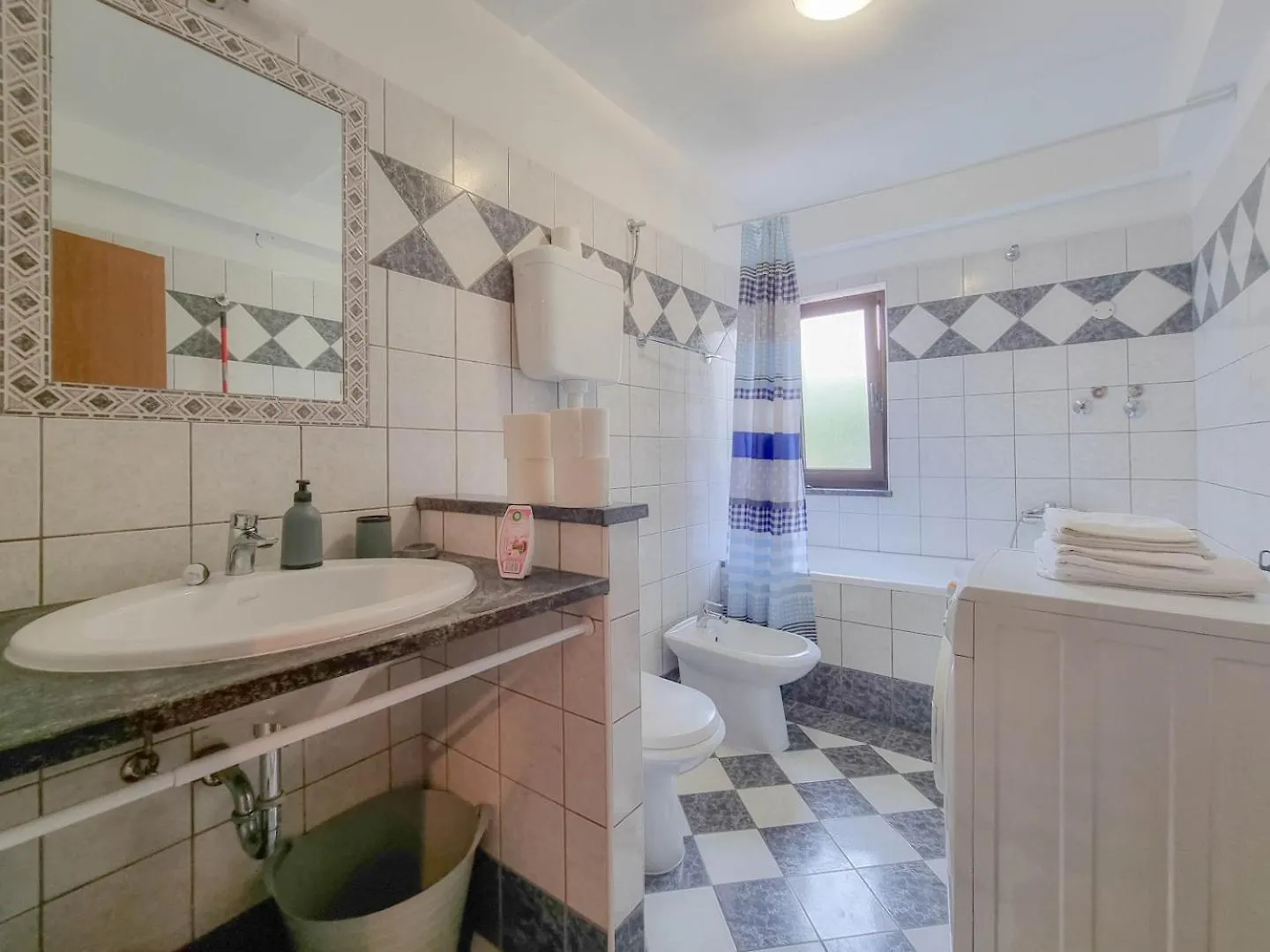 Milena Two Apartment Novigrad